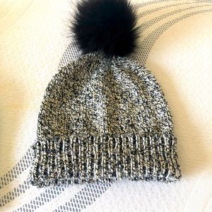 Pompom Decor Knitted hat